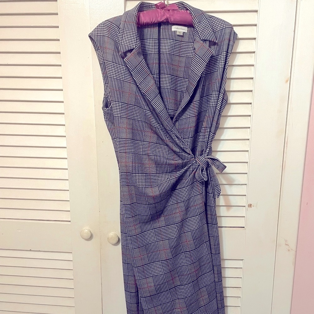 Calvin Klein Women’s Faux-Wrap Dress, Size 12